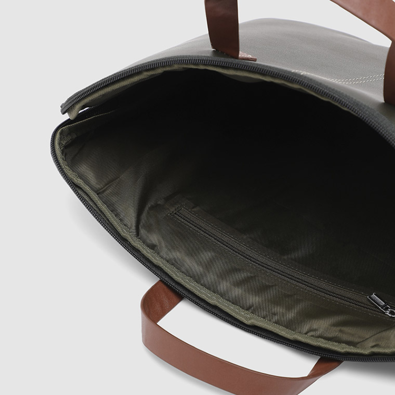 Voyage Bag (Black)